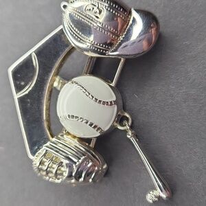 Best Baseball Glove Brooch